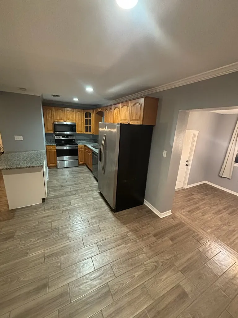 4 bed, 1496 sqft, $3,000 — Photo 3