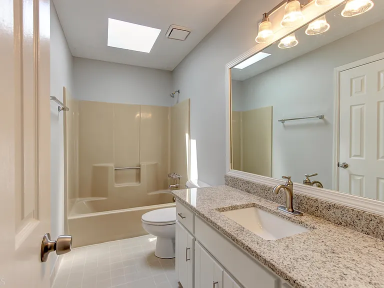 180 Fairfield Cir — Photo 27
