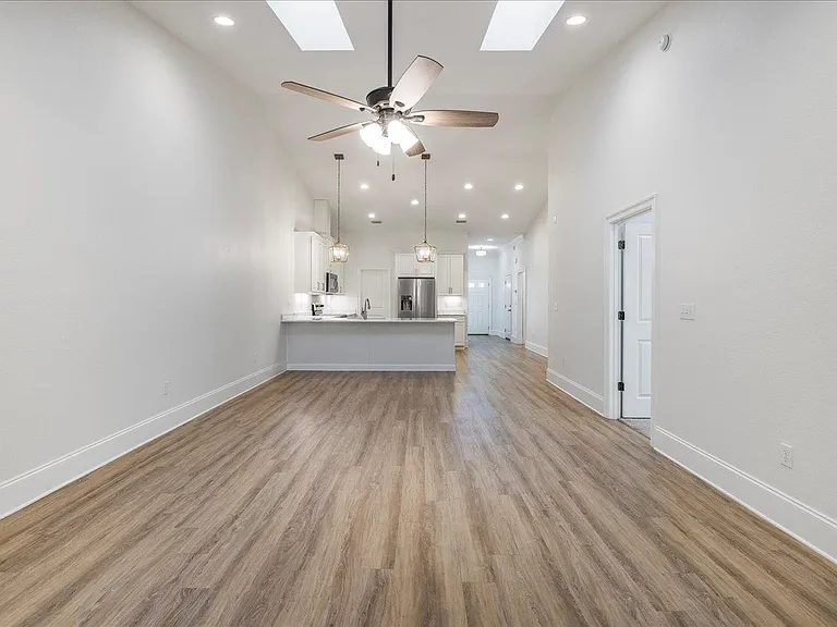 1544 Miccosukee Loop — Photo 16