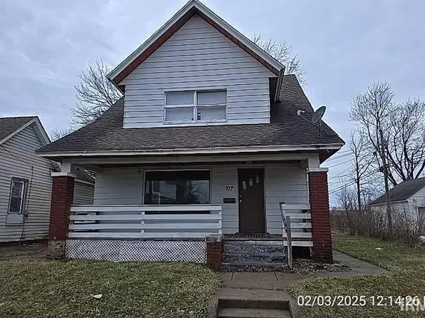 717 Webster St, South Bend, IN 46619