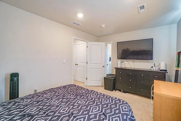 10521 NE 121st Ave — Photo 25