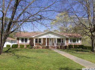 217 Cloverleaf Dr, Athens, AL 35611