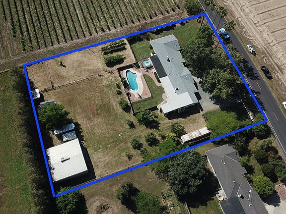 2nd image of 4592 W Woodbridge Rd