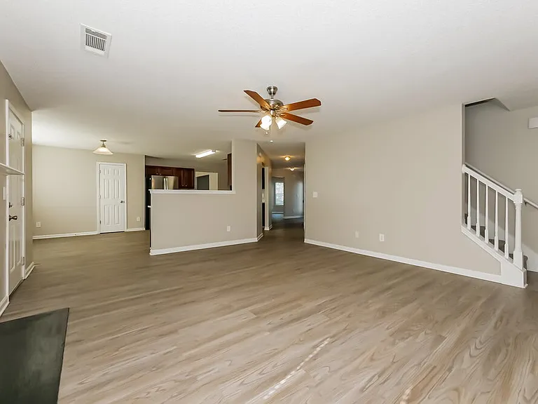 4133 Alveston Dr — Photo 6