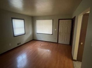 4951 N 37th St, Milwaukee, WI 53209