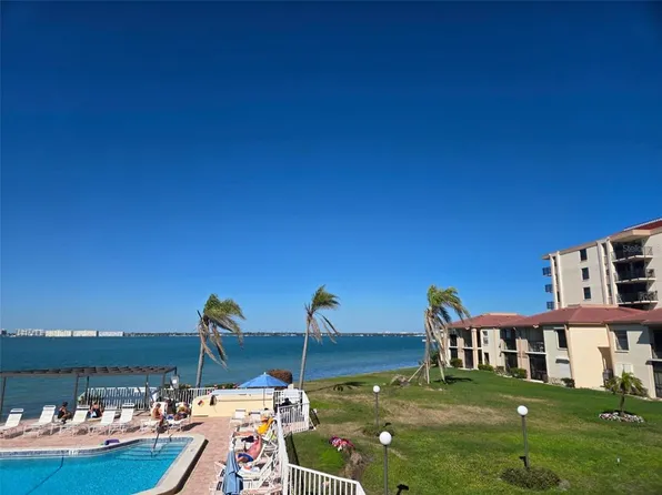 6177 Sun Blvd APT 215, Saint Petersburg, FL 33715