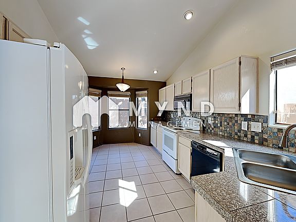 5th image of 3080 W Windsor Crest Pl