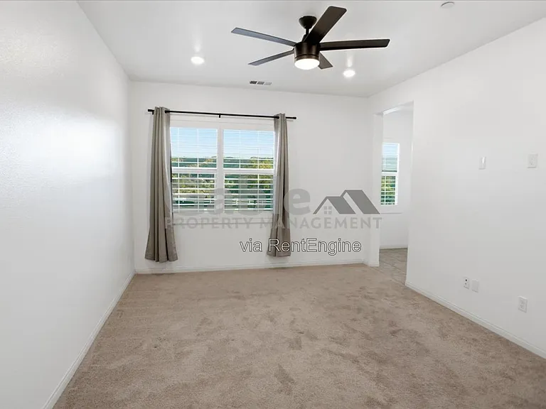 22728 Harmony Dr — Photo 12