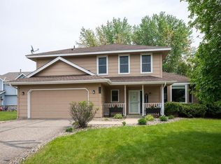 15340 Darjeeling Ct, Rosemount, MN 55068