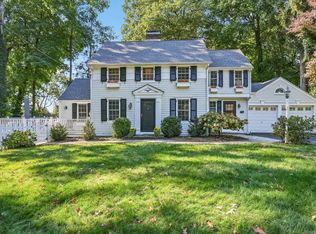 30 Hillcrest Ave, Darien, CT 06820