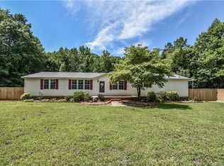 1661 Lane Rd, Mount Holly, NC 28120