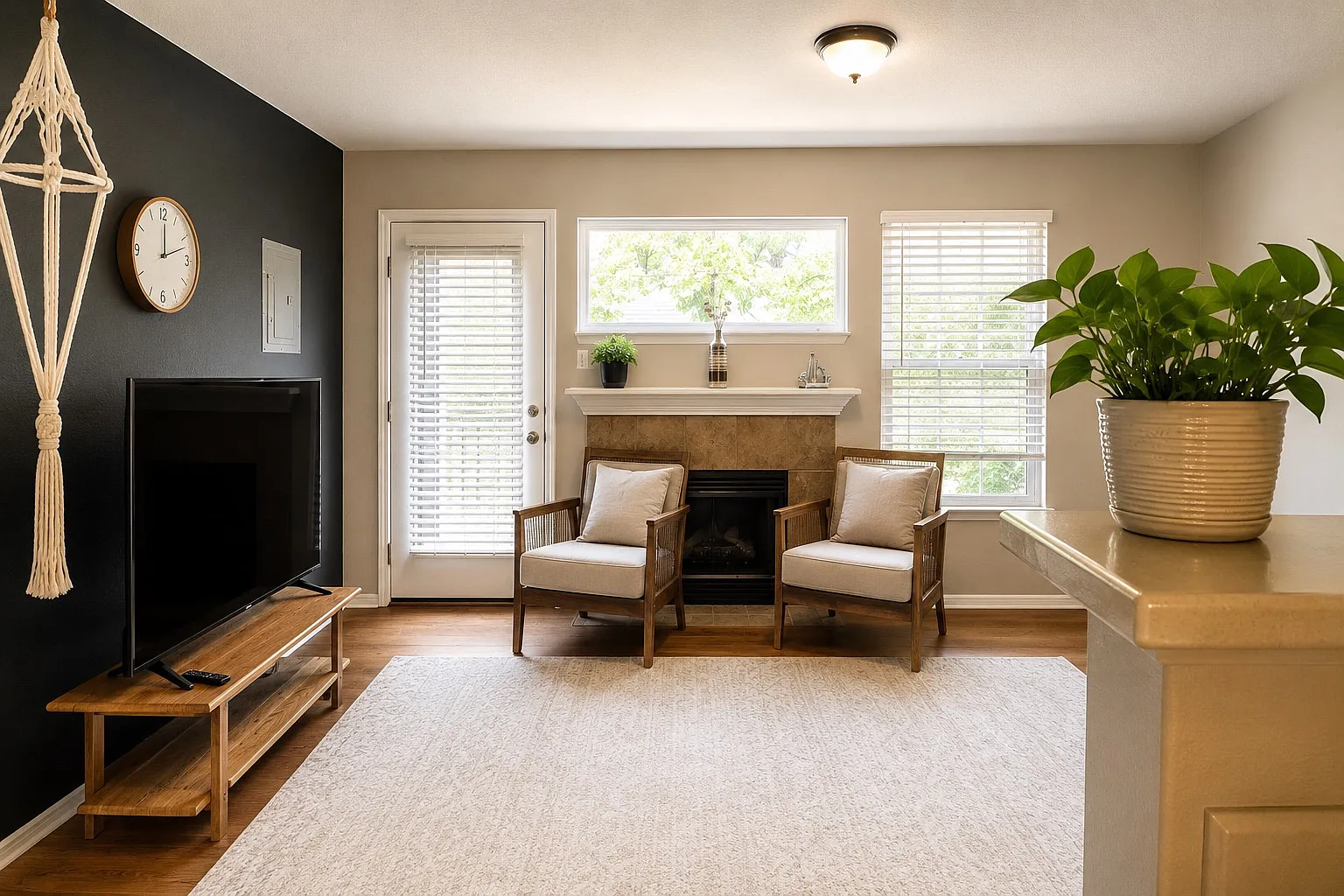 3 bed, 2.5 bath, $3,400 — Photo 1