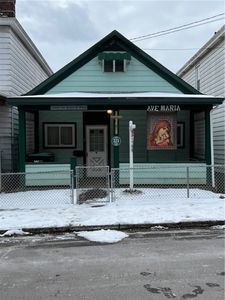 331 Fair Oaks St, Mc Kees Rocks, PA, 15136