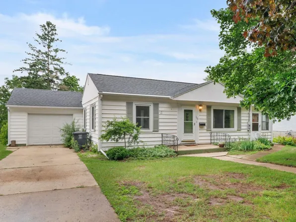 700 Berry St, Stoughton, WI 53589