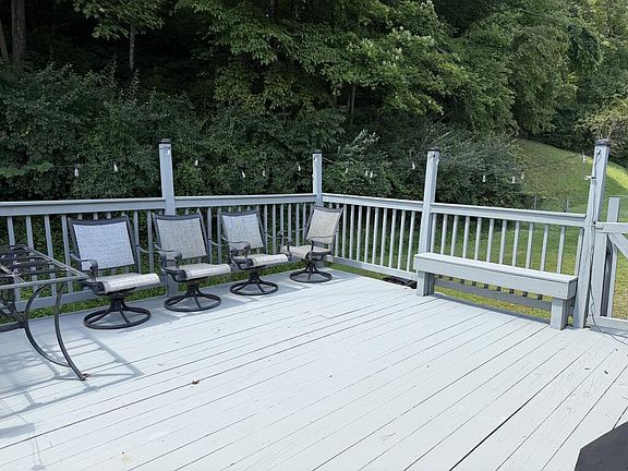 3rd image of 245 Hidden Valley Rd