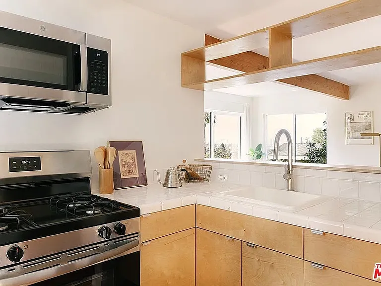 3021 Johnston St #LOWER — Photo 11