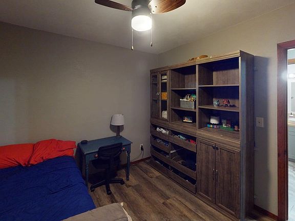 4th image of 3052 15th St