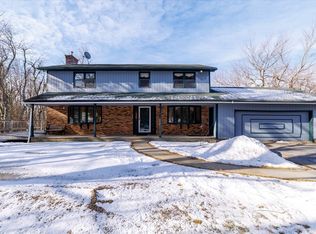 100 Asnebumskit Rd, Paxton, MA 01612