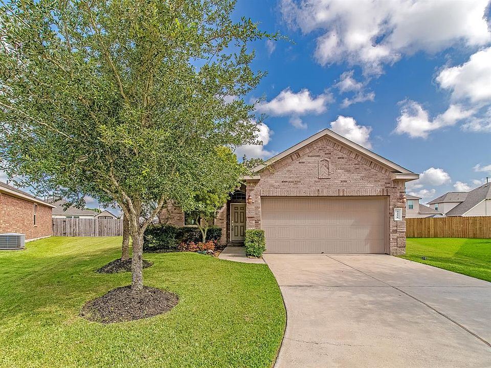 1st image of 3226 Emma Lake Ct