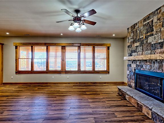 11th image of 225 Whetstone Mountain Rd