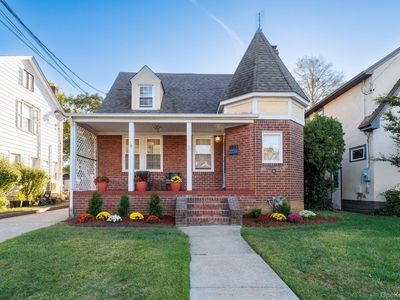 224 Kensington Road, Lynbrook, NY, 11563