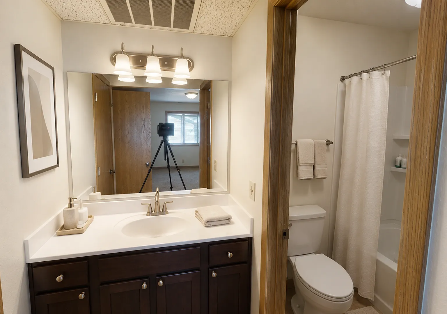 119 N. Hyland — Photo 2