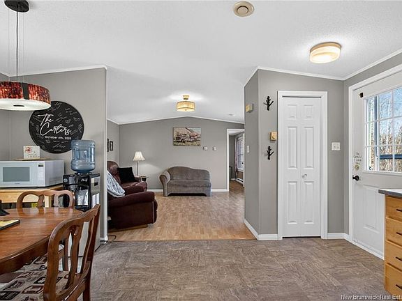 5th image of 46287 Homestead Rd
