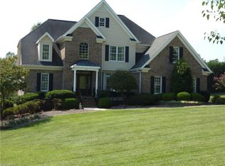 7101 Hunters Club Dr, Trinity, NC 27370