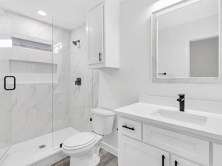 2212 Church St #A — Photo 25
