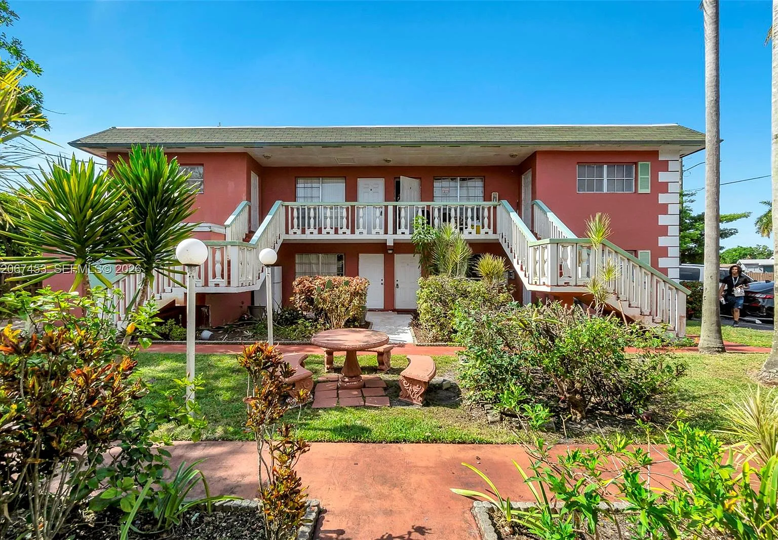 Sunrise Golf Village Sec — Photo 1