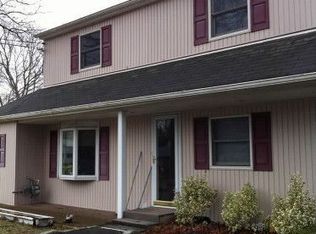 516 Bellmore St, West Islip, NY 11795