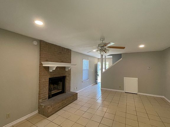 5th image of 8806 Cainwood Ln