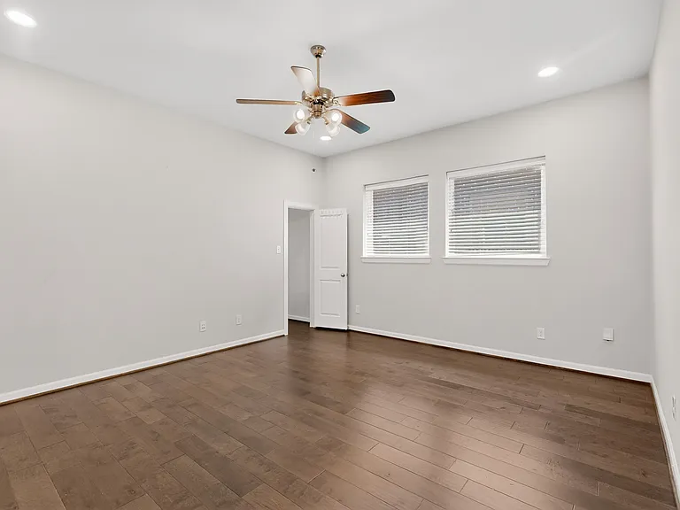 5413 Harbour Rd — Photo 17