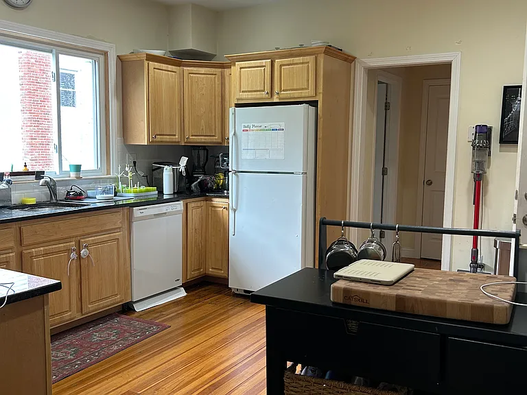 219 Roslindale Ave #1 — Photo 1