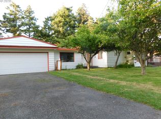 10 Geer Cir, Pt Orford, OR 97465