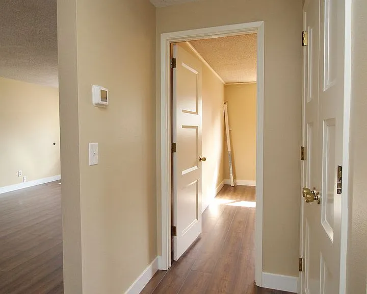 5536 SE Harlow St — Photo 14