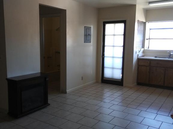 2nd image of 423 N Eastwood Ave