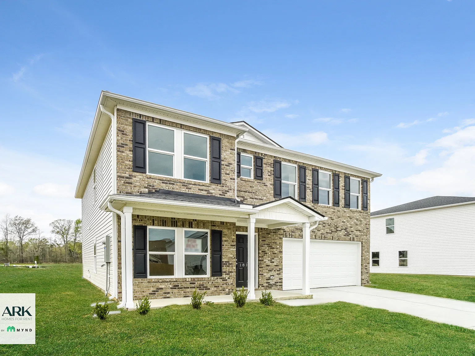 5 bed, 3.0 bath, 2702 sqft, $2,495 — Photo 3