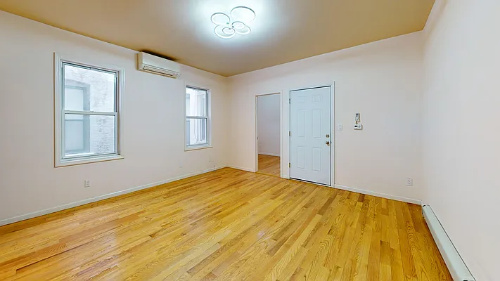 Rented by Bond New York | media 3