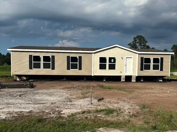 1248 Dogwood Ln, Folkston, GA 31537