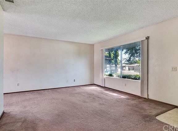 4th image of 4158 Mountain Dr