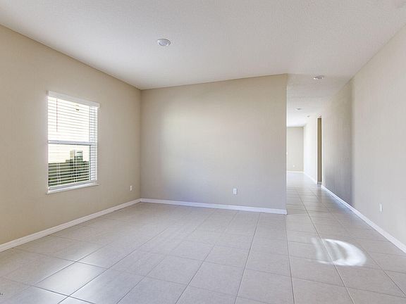3rd image of 217 Brybar Dr