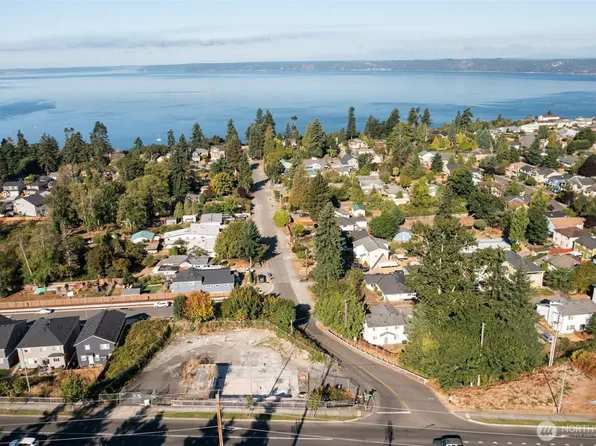 27905 pacific Highway S, Federal Way, WA 98003
