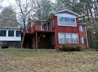 45 Kangas Dr, Franklin, NC 28734