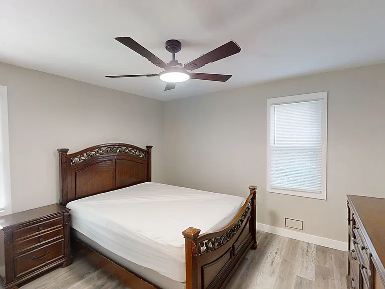 1022 Oakdale Rd #1 — Photo 9