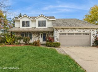 34473 N Bridle Ln, Gurnee, IL 60031