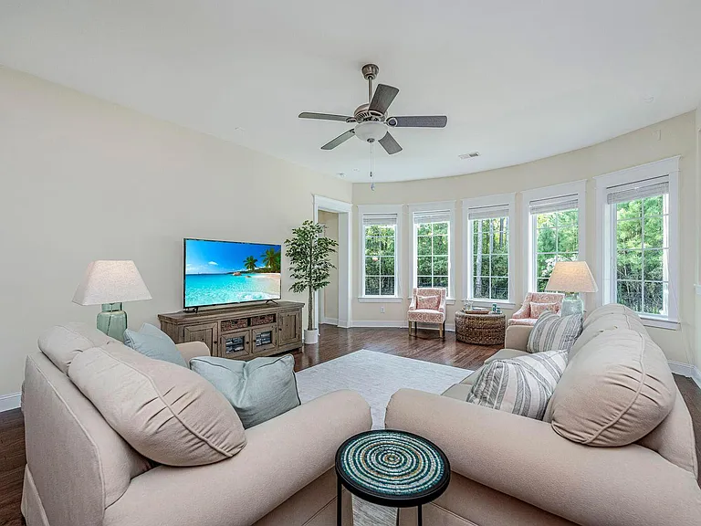 3695 Spindrift Dr — Photo 8