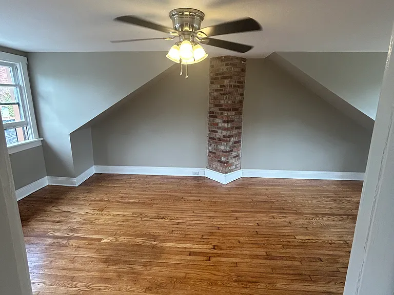 118 Boas St #2 — Photo 4