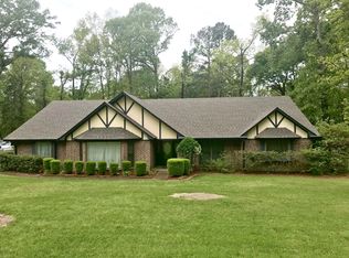 3580 Pineview Rd, Camden, AR 71701