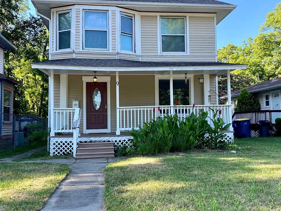1st image of 9 Saint Andrews Ave